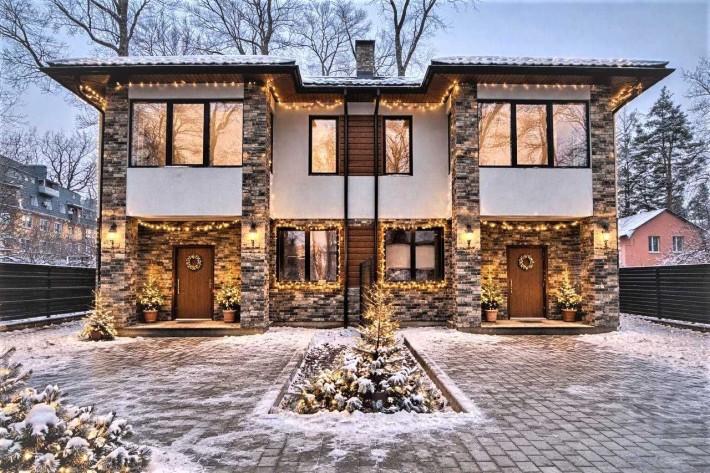 Дуплекс у приватному секторі ,поруч школа,садок.Розтермінування без% - фото 1