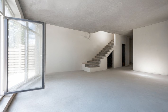 Продаж Таунхаусу в Центрі Ірпеня, з Чистовим оздобленням, ГАЗ - фото 1