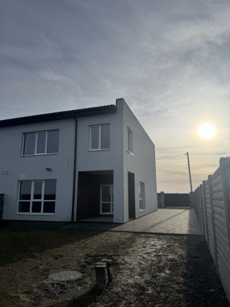 Продам котедж підготовлений під ремонт Рівне - фото 1