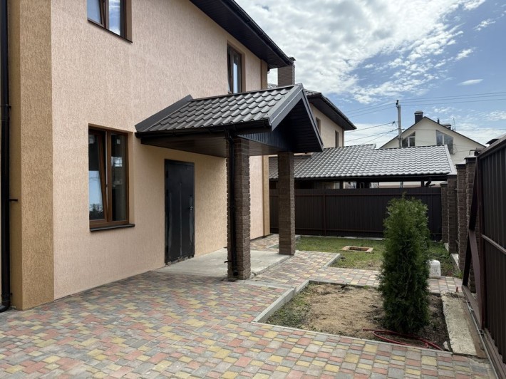 Продам будинок в лісовій частині Ірпеня - фото 1