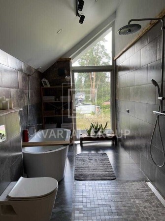 Сучасний будинок 140 м² у лісовій Бучі біля Академії спорту - фото 1