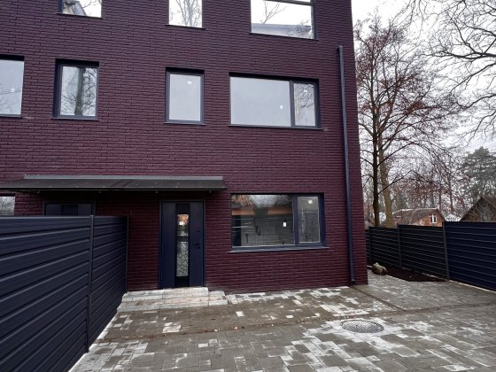 Таунхаус в серці міста Буча! вул. Києво-Мироцька, центр міста! Буча