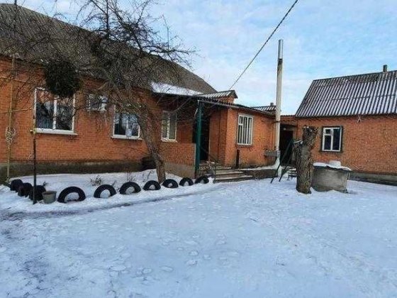 Продам двоповерховий цегляний будинок Полтава