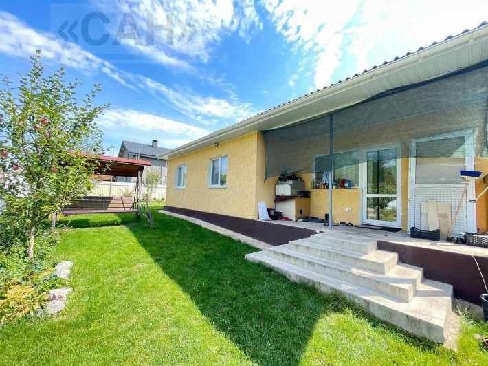 Продам новий дім з ремонтом - фото 1