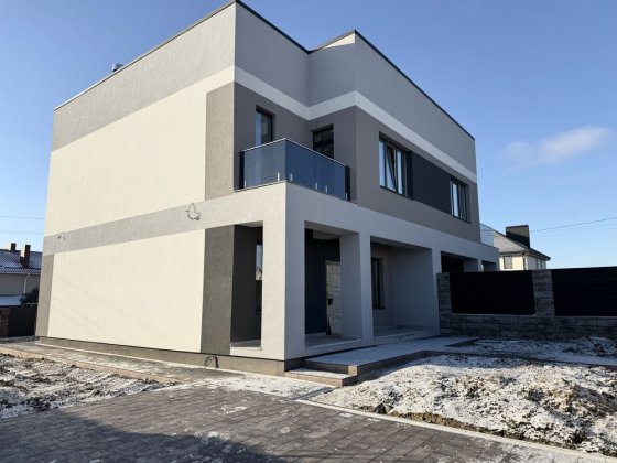 Продаж двохповерхового  котеджу у  Family Yard Рівне