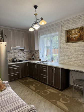 Продаж будинку в місті - фото 1