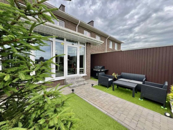 Продам шикарний будинок Суми