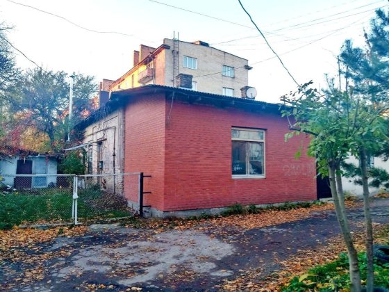 • Продаж, центр міста (будинок+земля) Рівне