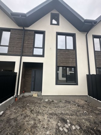 Таунхаус Буча розтермінування єоселя сертифікат бучанський парк - фото 1