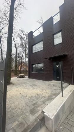 Ваш дім у серці Бучі: 130 м² + тераса на даху - фото 1