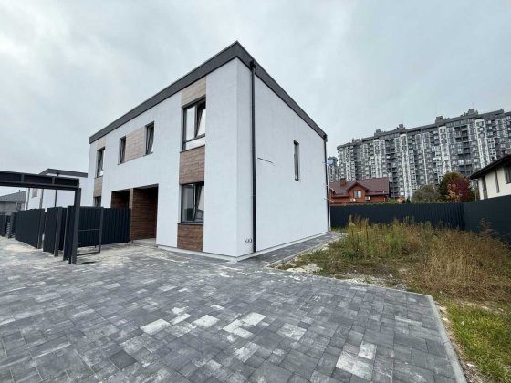 ЦЕНТР міста! Дуплекс з газом, міськими комунікаціями. ДЕРЖПРОГРАМИ Буча