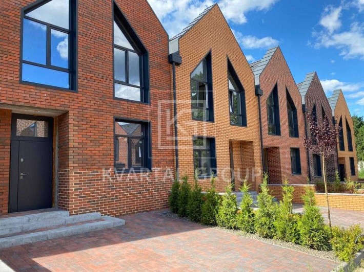 Єоселя-так.Таун 105 м² біля річки та лісу, з газом - фото 1