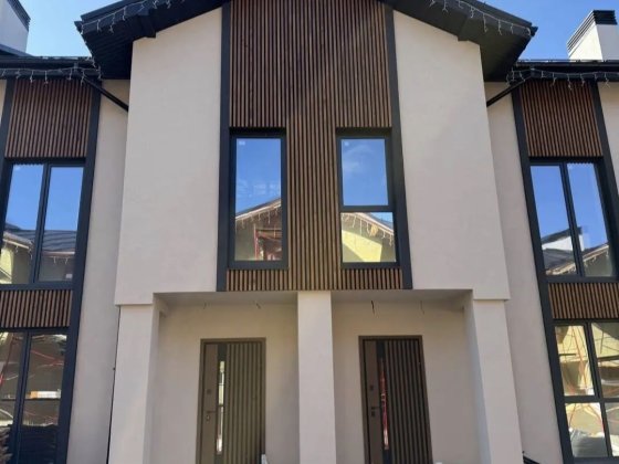 Преміальний таунхаус в центрі! Три поверхи! єОселя Сертифікат Ірпінь