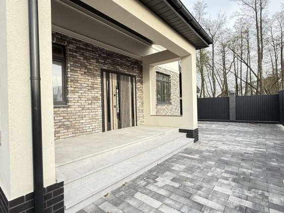 Будинок збудований з любов'ю на закритій території. Ірпінь Ірпінь