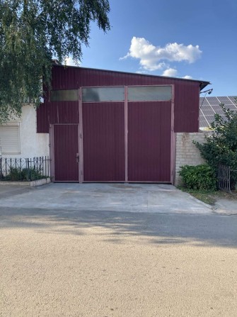 Продаж Будинок +магазин Центральноміський Карнаватка 8м хв на авто - фото 1