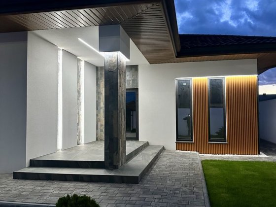 Сучасний будинок Райський Сад Рівне