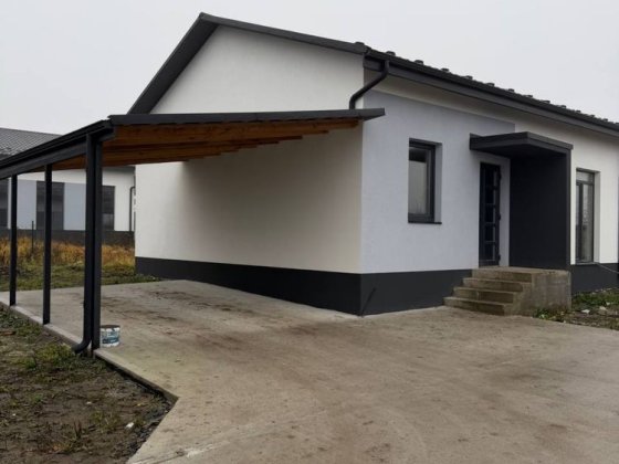 Продаж будинку. Масив Київський Ровно