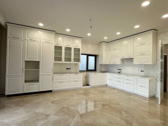 Продаж БУДИНКУ на 10 сот, центральні комунікації, газ, котеджне містеч Ірпінь