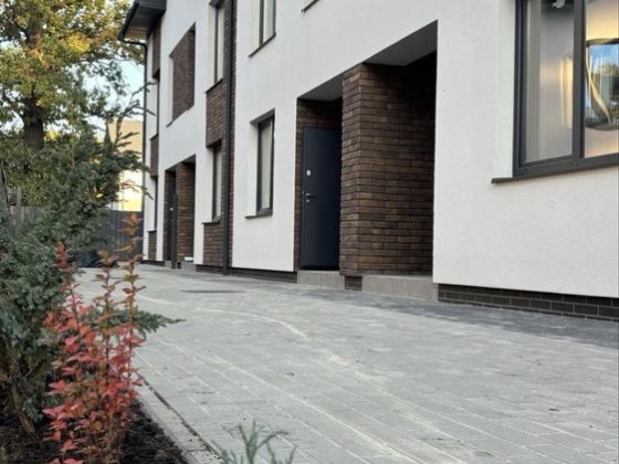 Будинок біля парку Дубки Ірпінь