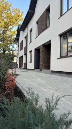 Будинок біля парку Дубки - фото 1