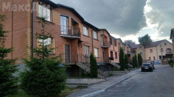 Продаж котеджу в Кленовому Гаю - фото 1