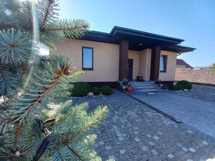 Продаж будинку з ремонтом - фото 1