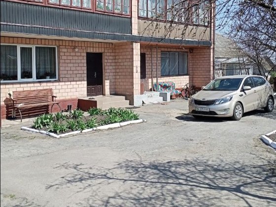 Продаж двоповерхового котеджу на дві сім'ї (права сторона) Ровно