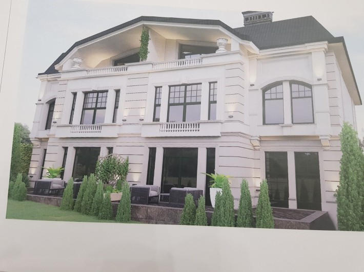 Будинок у центрі Чернівців, район О. Кобилянської - фото 1