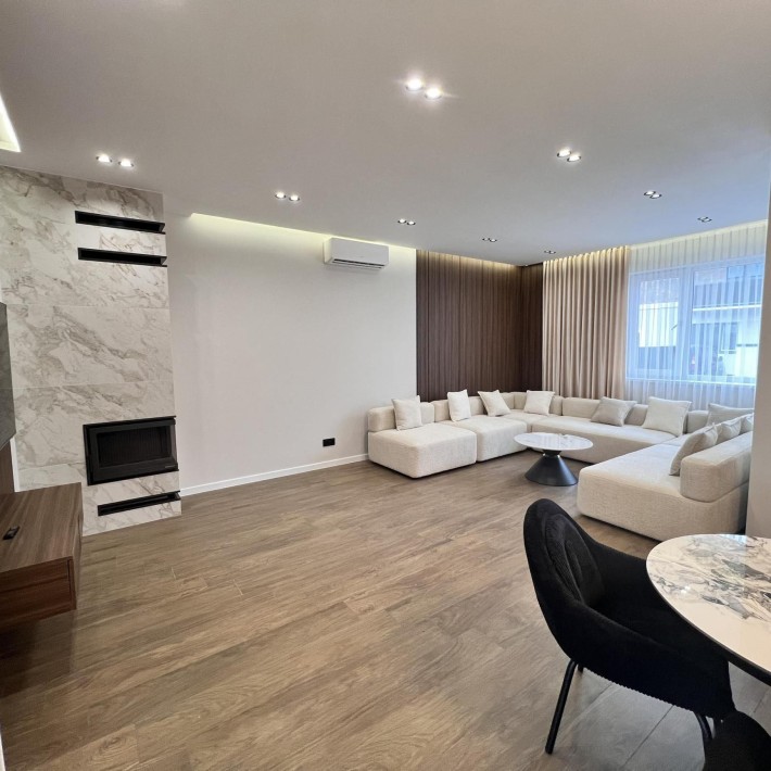 Продаж Таунхауса із ексклюзивним ремонтом. - фото 1