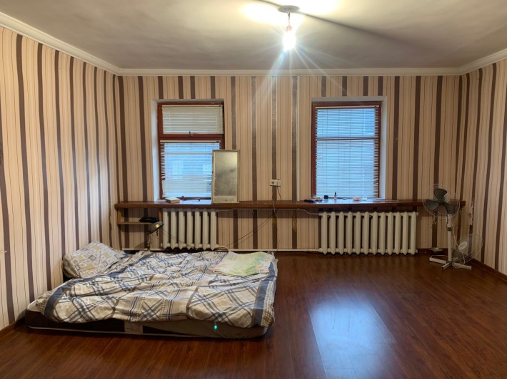 МІ Будинок в самому центрі Чернівців з приватизованою ділянкою 6 соток - фото 1