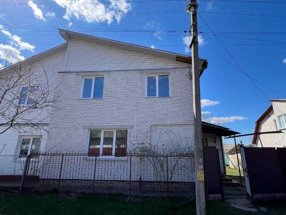 Частина будинку в центрі міста Чернигов