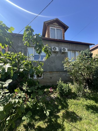 Продаж будинку поруч з центром міста - фото 1