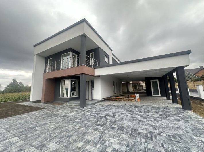 Продам новозбудований сучасний будинок - фото 1