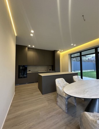 Продаж сучасного дизайнерського будинку - фото 1