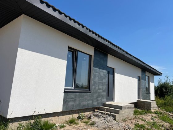 Продаж  котеджу за ціною квартири Ровно