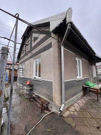 Продається будиночок у Чернівцях (район Дріждзаводу, біля автостанції) - фото 1