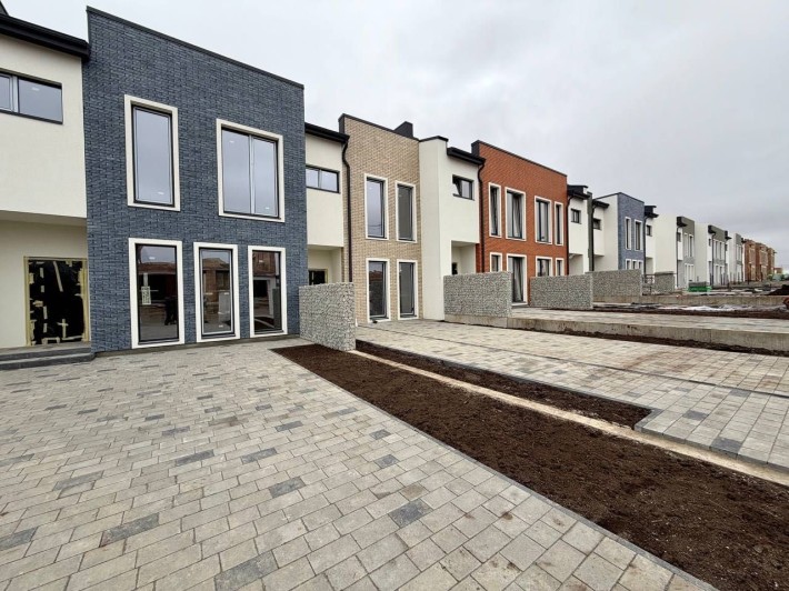 продаж - котедж з міськими мережами "AMSTER" в елітному районі Щасливе - фото 1