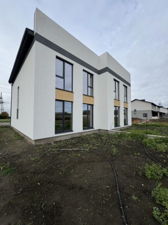 Продаж котеджу в районі Авторинку - фото 1