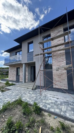 Будинок на Ближній Роші - фото 1