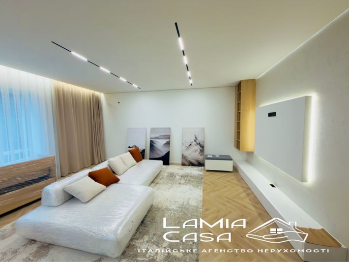 Продаж таунхауса з дізайнерським ремонтом (Депот) - фото 1