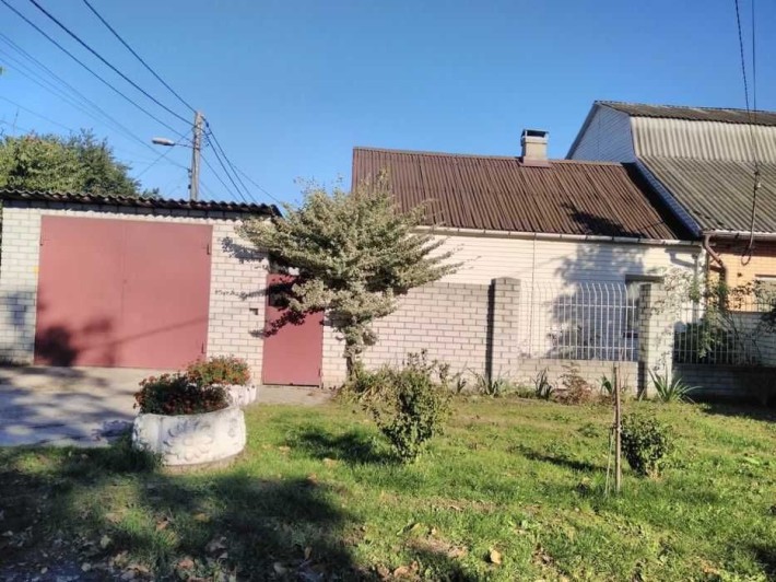 Куренівка. Подільский, вул.Вітчизняна 8- продаж будинку, без комісії. - фото 1