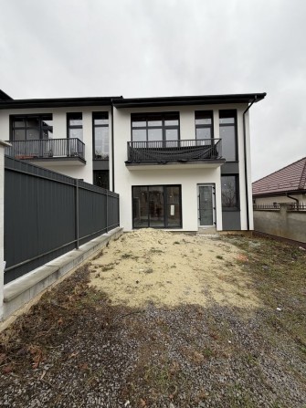 Котедж з центр комунікаціями, 4 окремі спальні - фото 1