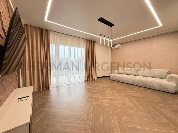 Продаж таунхаусу 134 м.кв / 2 соток / Ужгород, р-н Садовий - фото 1