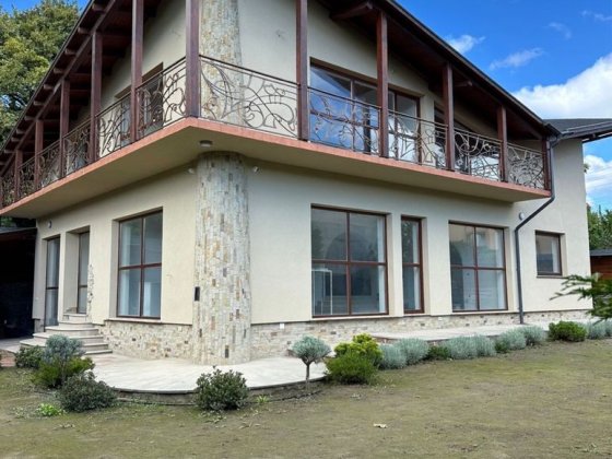 Продаж будинку біля лісу район Брістоля Ужгород