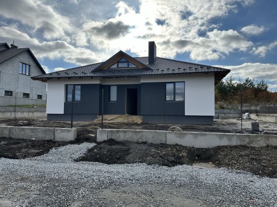 Продаж новозбудованого цегляного будинку в районі Луцького кільця Рівне