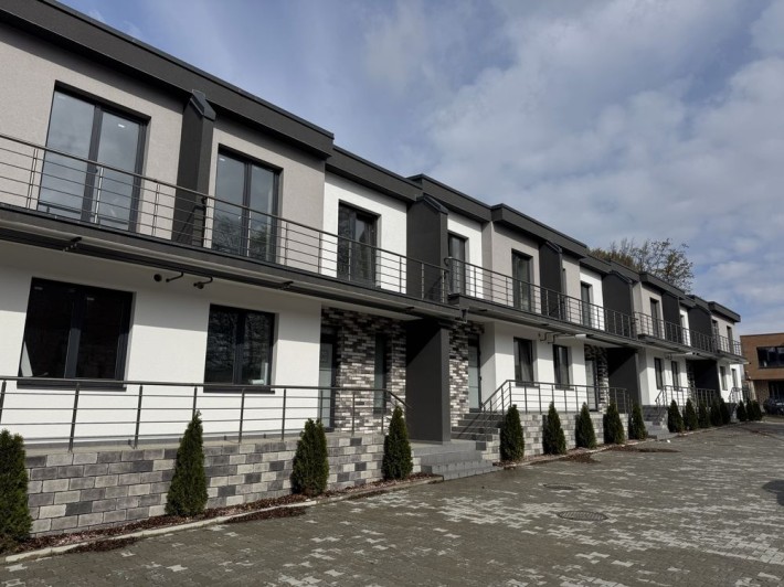 Таунхаус в Чернівцях напряму від забудовника — без посередників! - фото 1