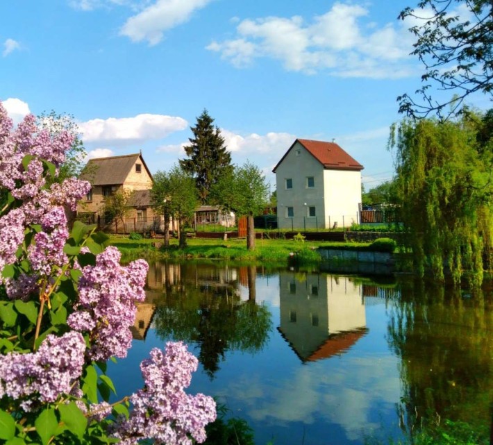 Будинок на березі озера - фото 1