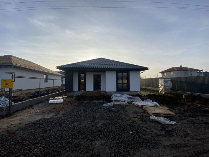 Продаж чистового будинку 92м.4с. Газ! - фото 1