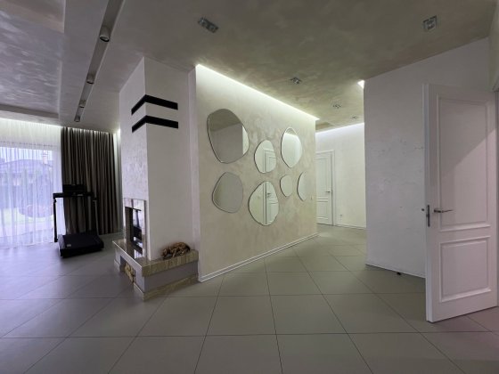 Сучасна одноповерхова “американка” в престижному районі Газовик Ровно