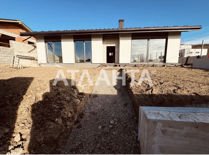 Сучасний будинок з панорамними видами Червениця - фото 1